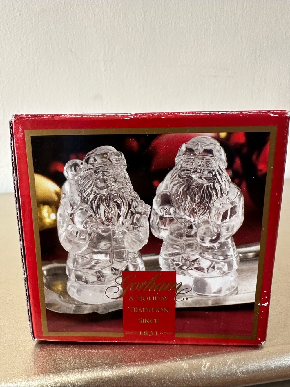 Vintage,Gorham Clear Crystal Santa salt/pepper